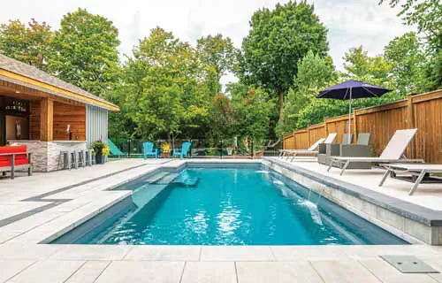 Leisure Pool's Elegance fiberglass backyard swimming pool